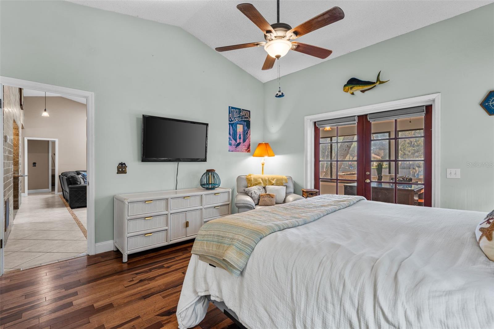 CARDINAL OAKS - Residential