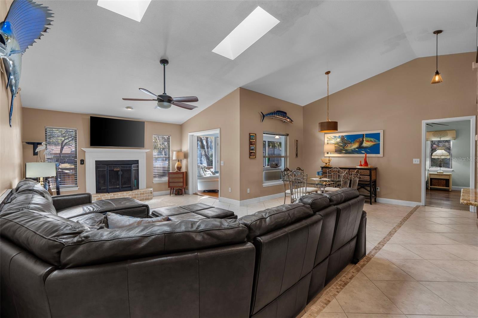 CARDINAL OAKS - Residential