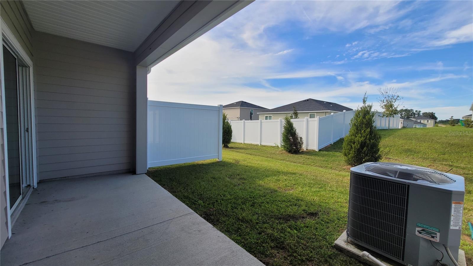 TARA BAYWOOD PH 1 PB 38 PG 55 - Residential Lease