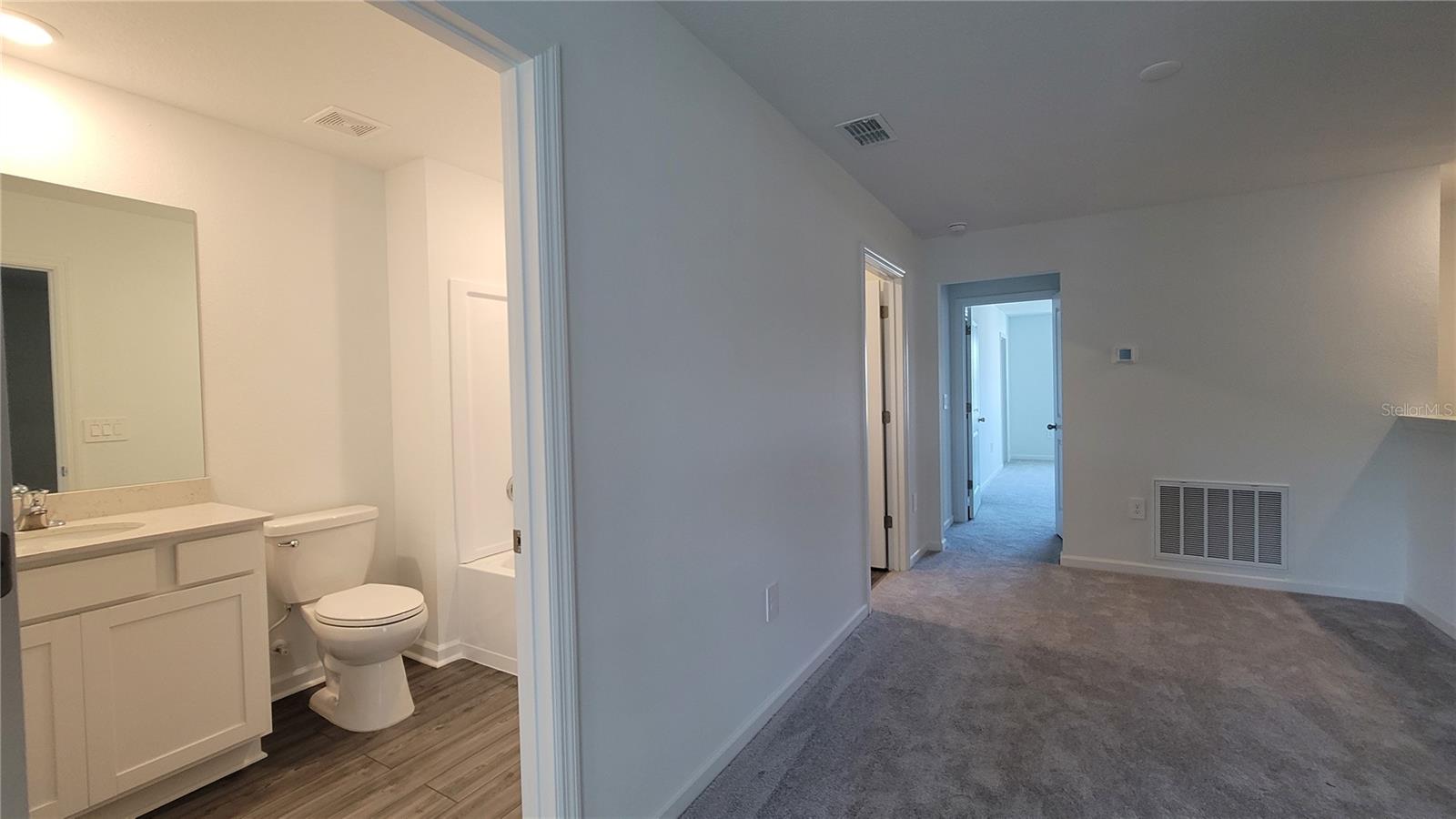 TARA BAYWOOD PH 1 PB 38 PG 55 - Residential Lease