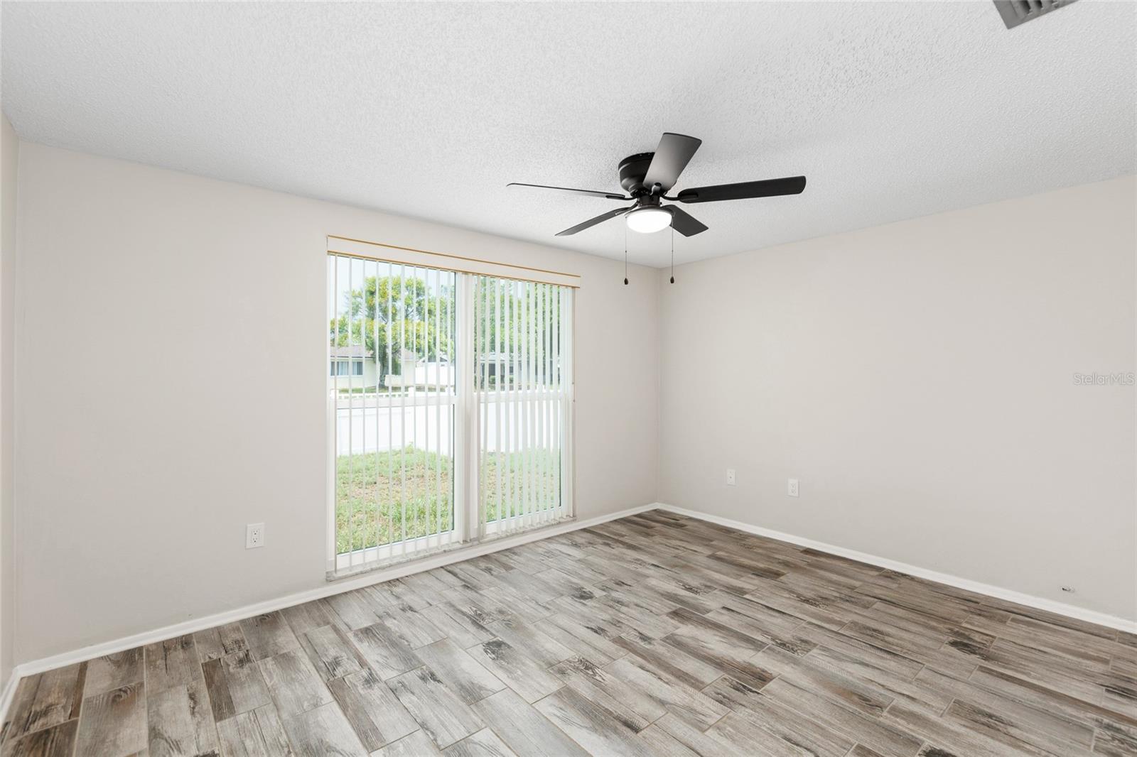 BEACON SQUARE - Residential