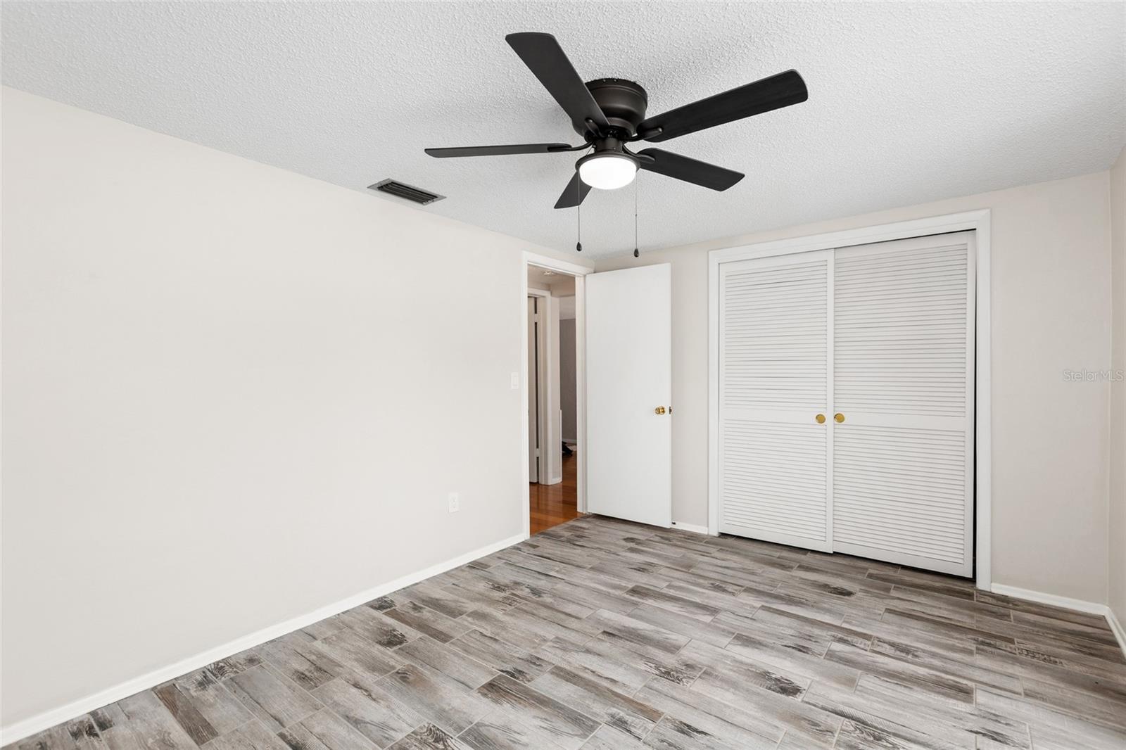 BEACON SQUARE - Residential