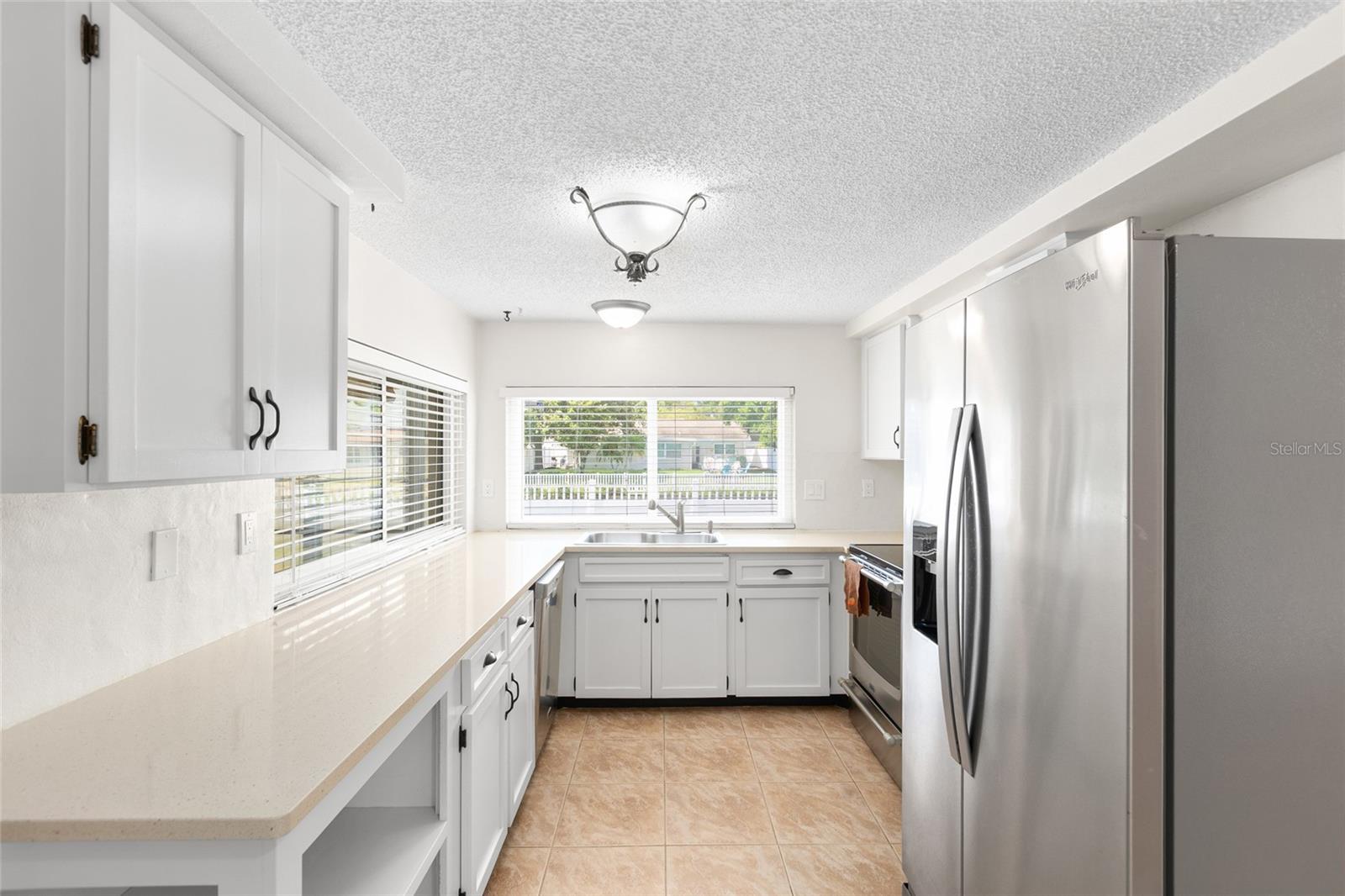 BEACON SQUARE - Residential
