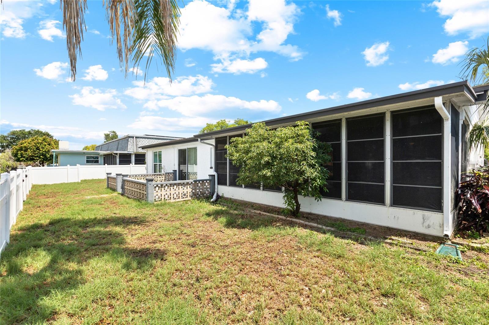 BEACON SQUARE - Residential