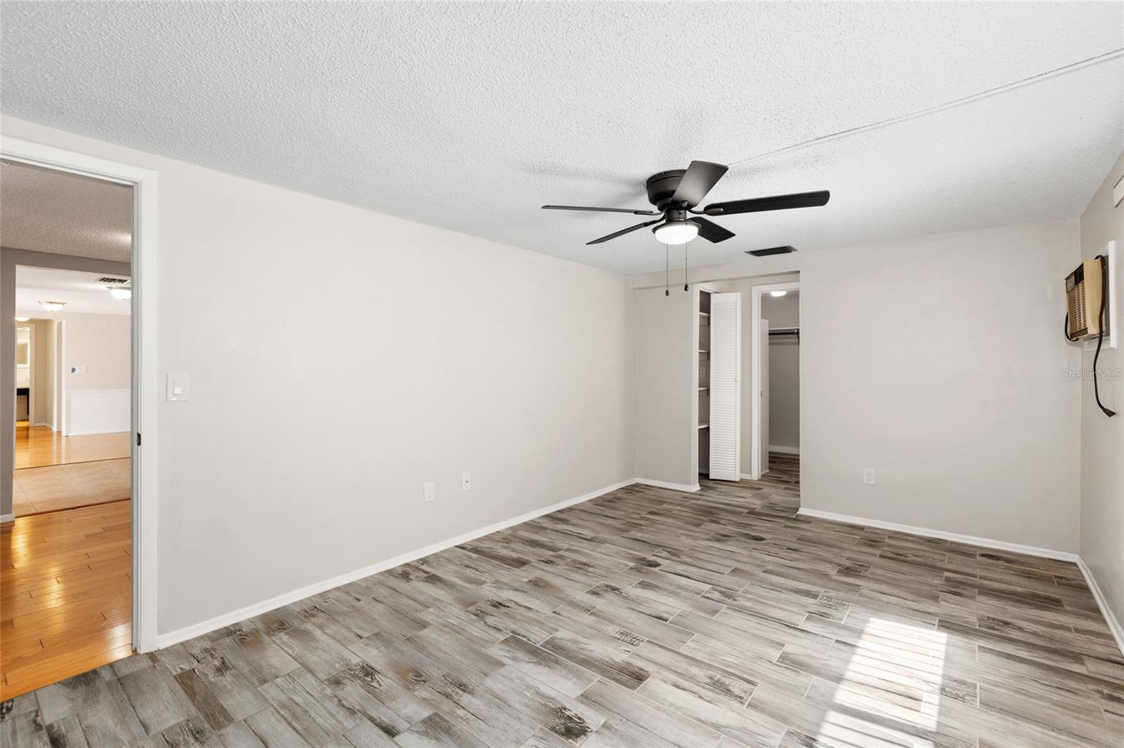 BEACON SQUARE - Residential