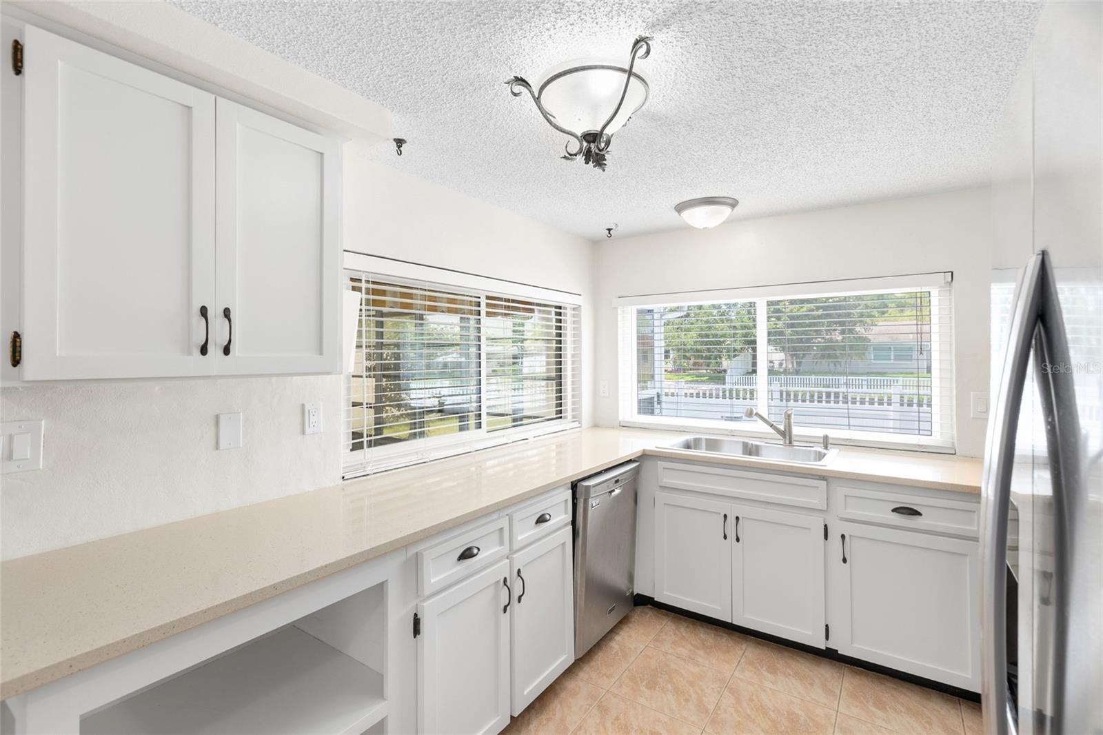 BEACON SQUARE - Residential