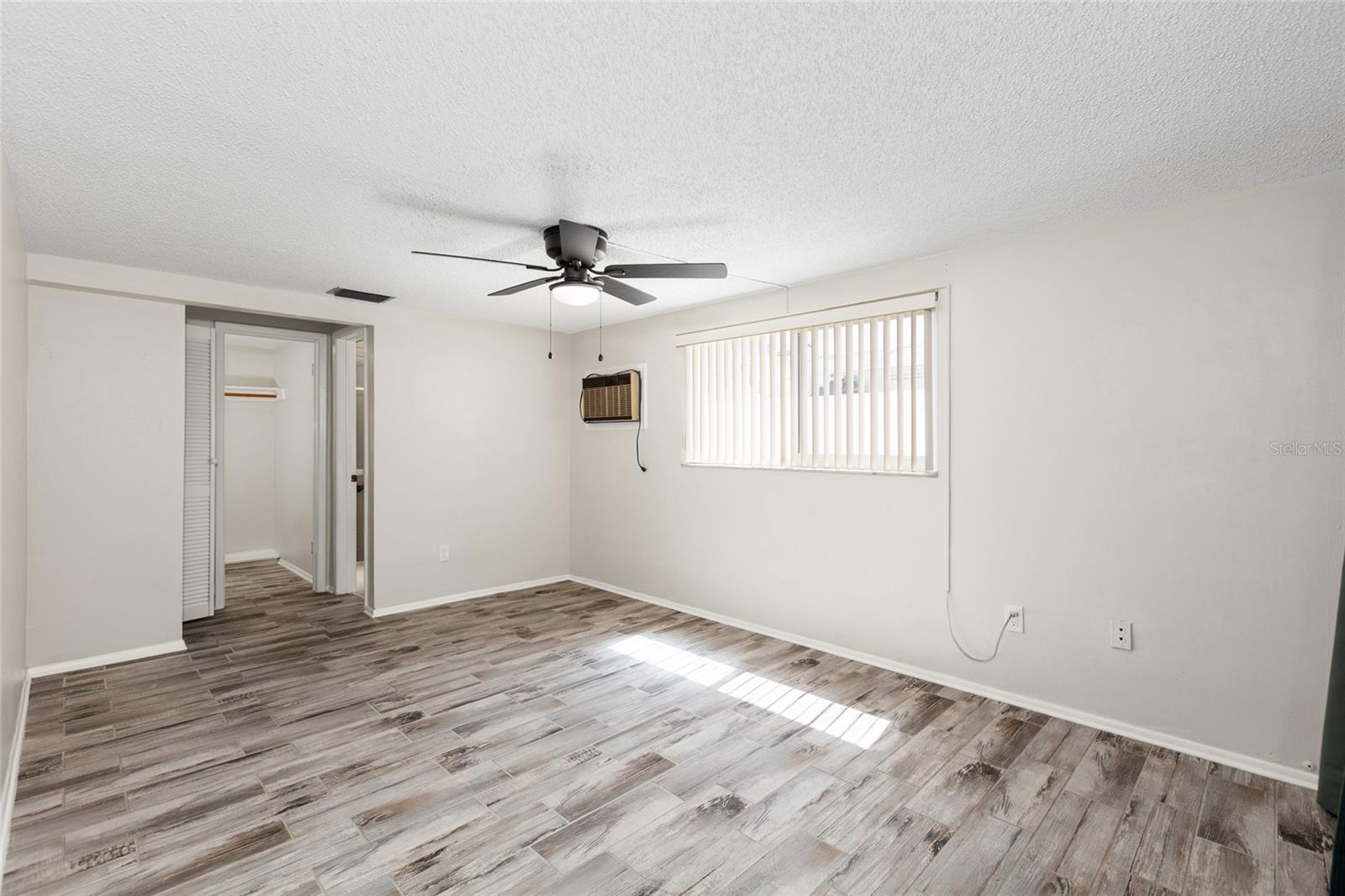BEACON SQUARE - Residential