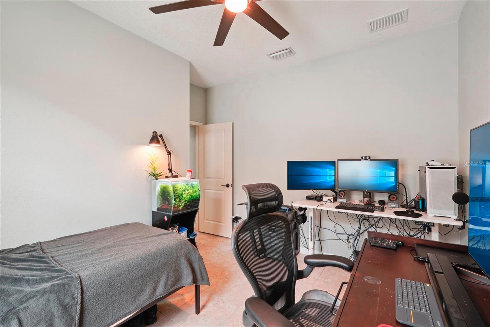 RIVERSIDE PRESERVE - Residential