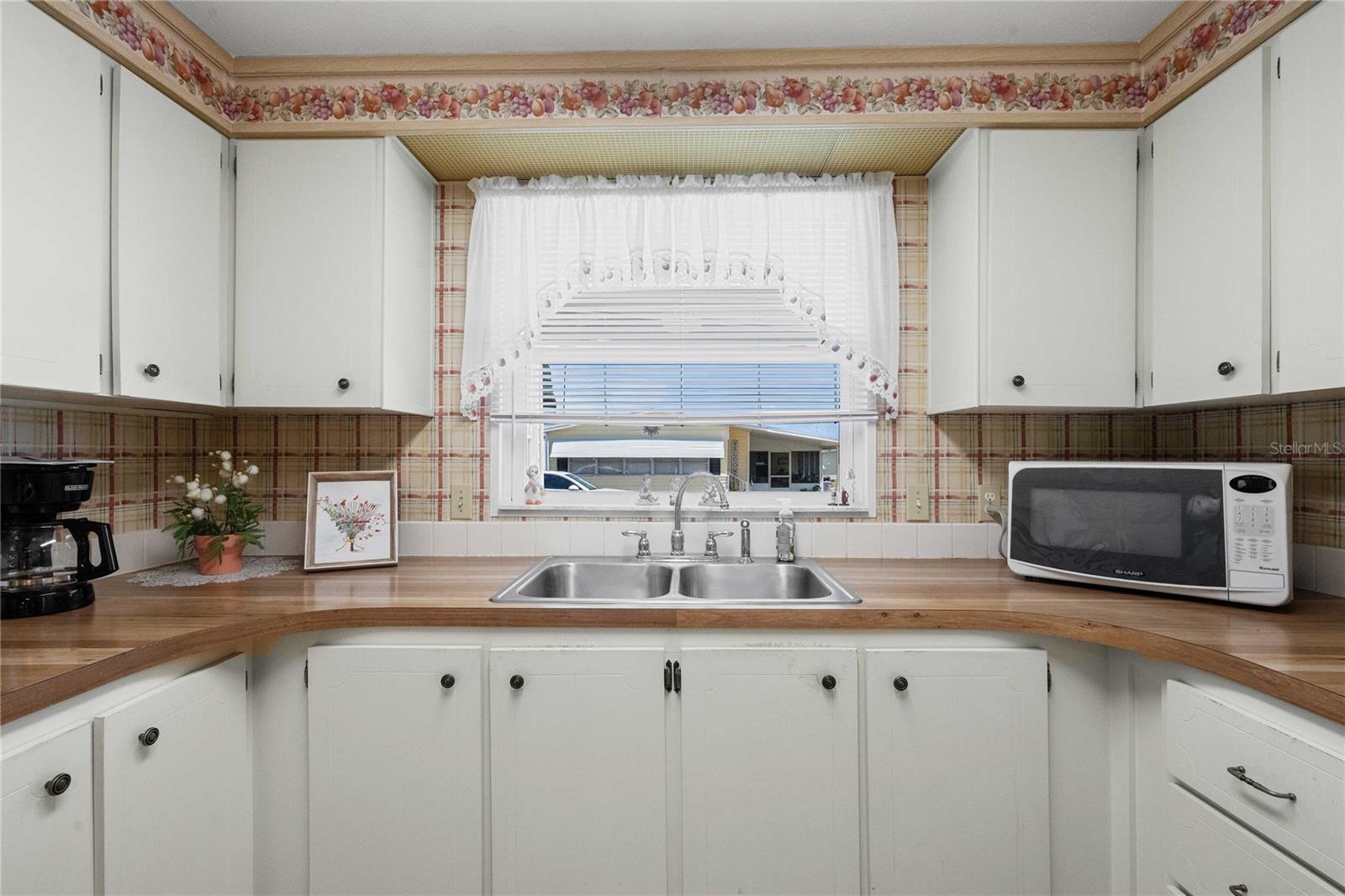 OAKS ROYAL MOBILE HOME SUB - Residential