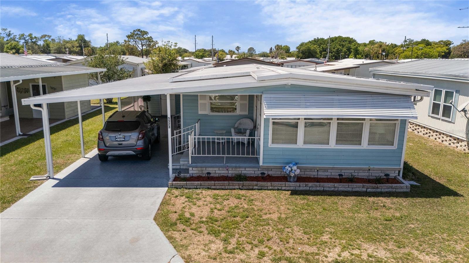 OAKS ROYAL MOBILE HOME SUB - Residential