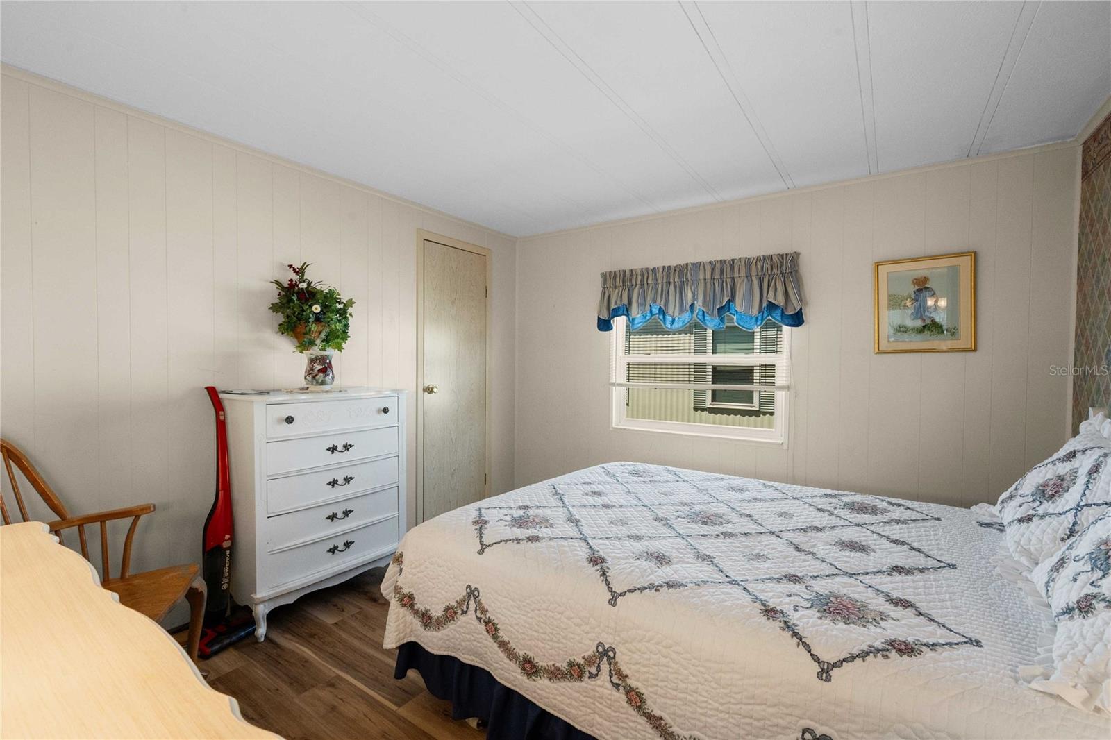 OAKS ROYAL MOBILE HOME SUB - Residential