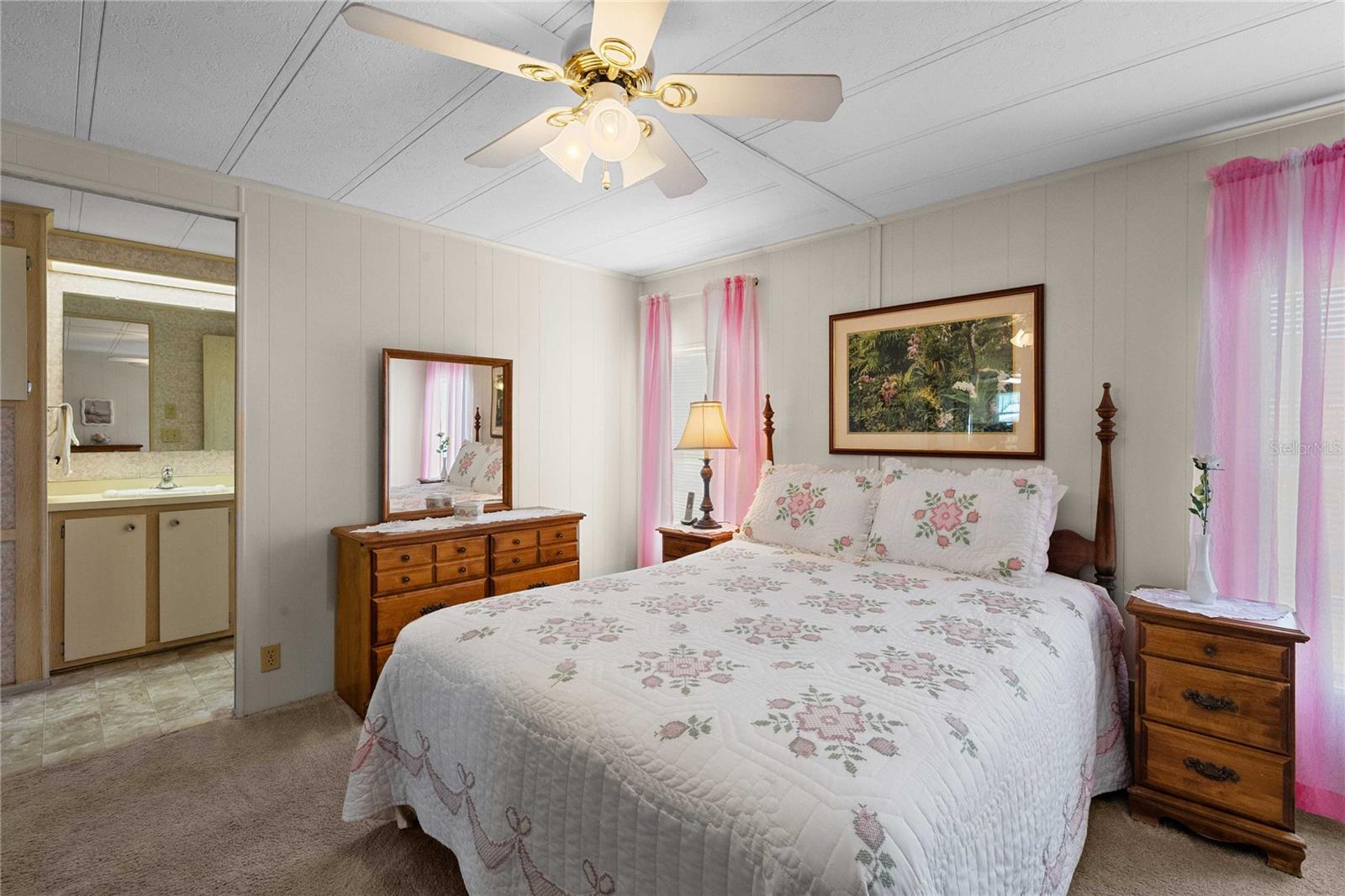 OAKS ROYAL MOBILE HOME SUB - Residential