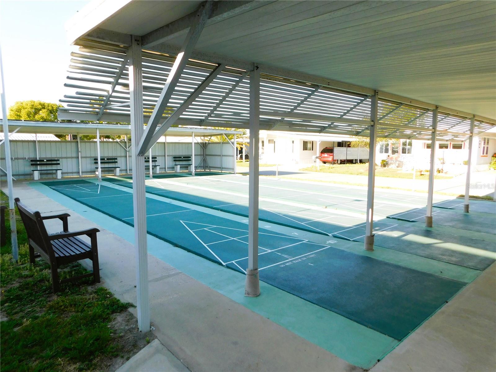 OAKS ROYAL MOBILE HOME SUB - Residential