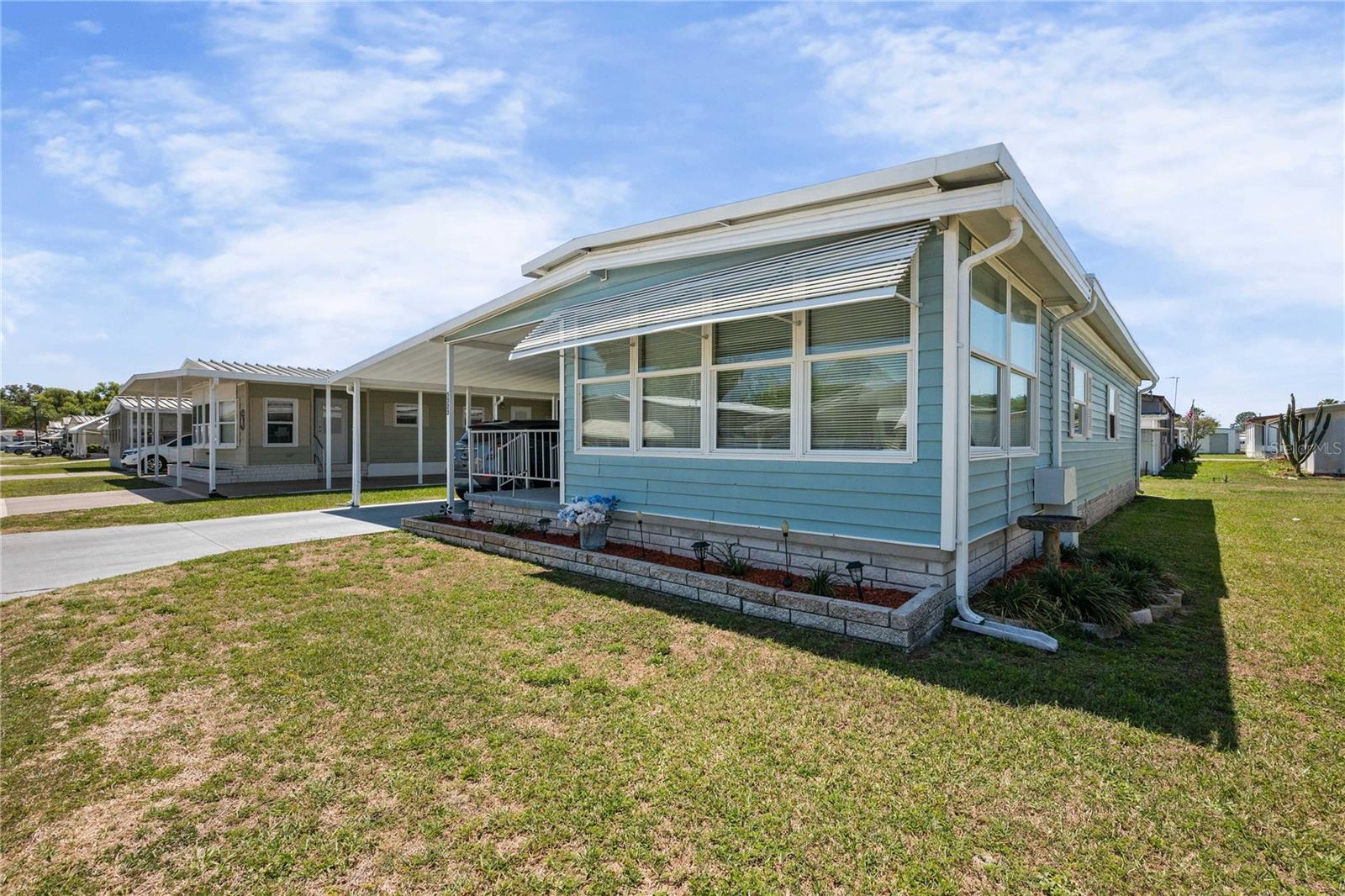 OAKS ROYAL MOBILE HOME SUB - Residential