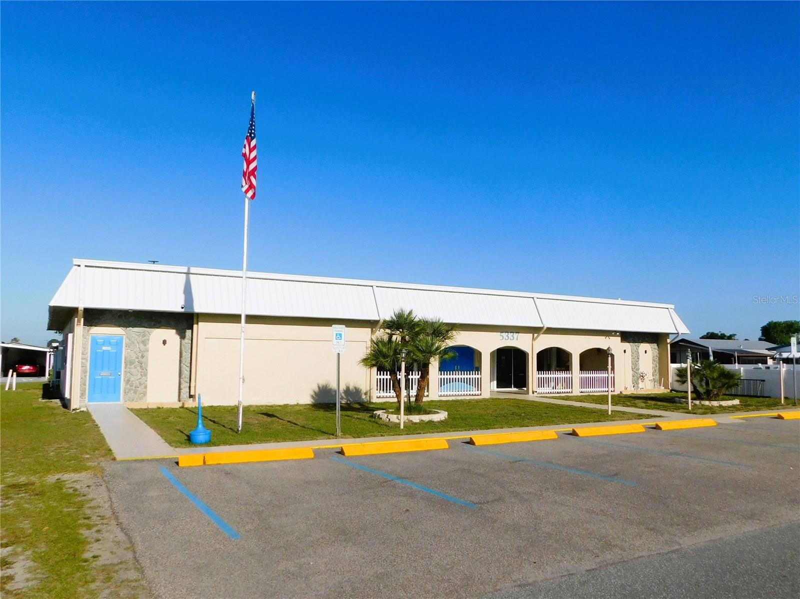 OAKS ROYAL MOBILE HOME SUB - Residential