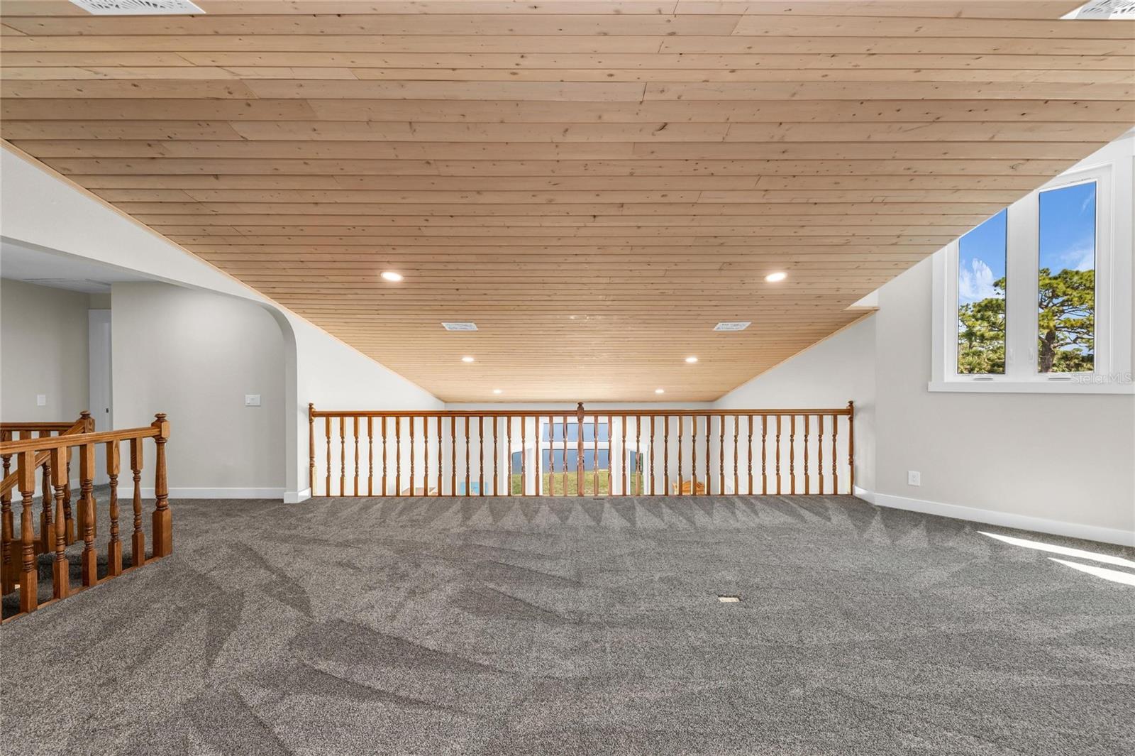 ENGLEWOOD FARM ACRES - Residential