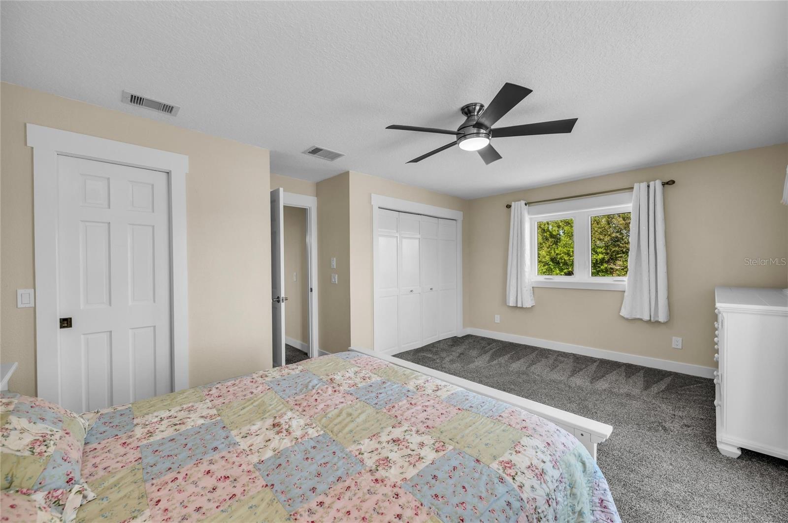 ENGLEWOOD FARM ACRES - Residential