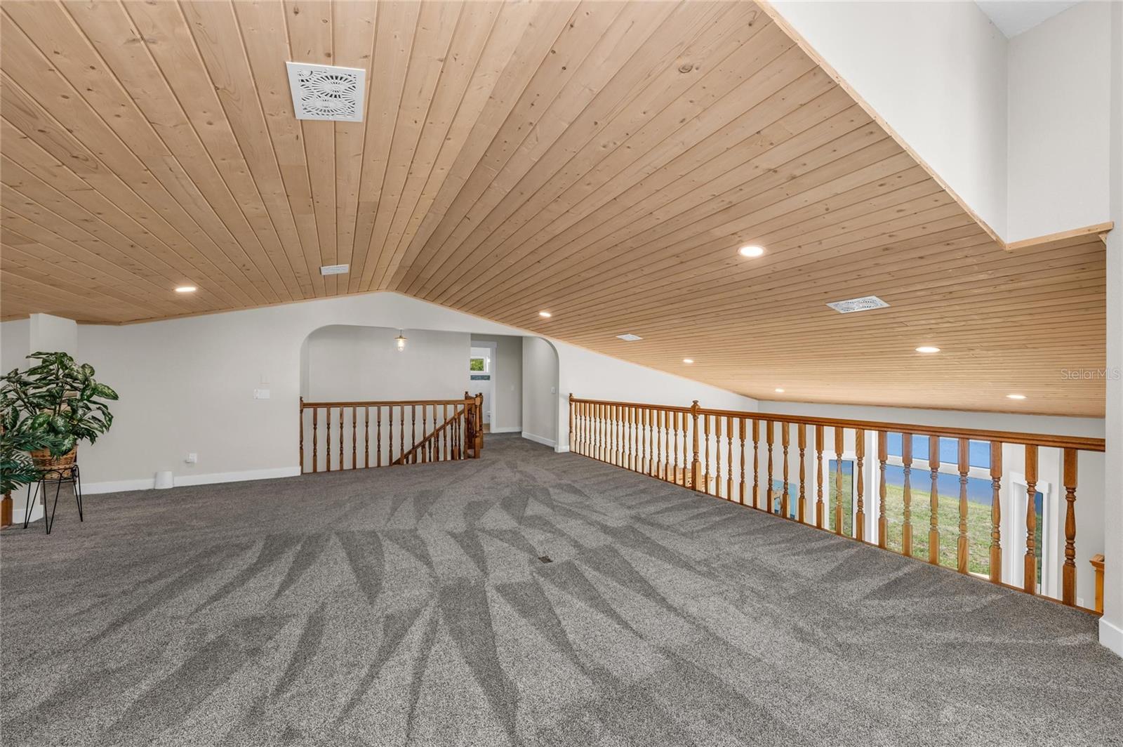 ENGLEWOOD FARM ACRES - Residential