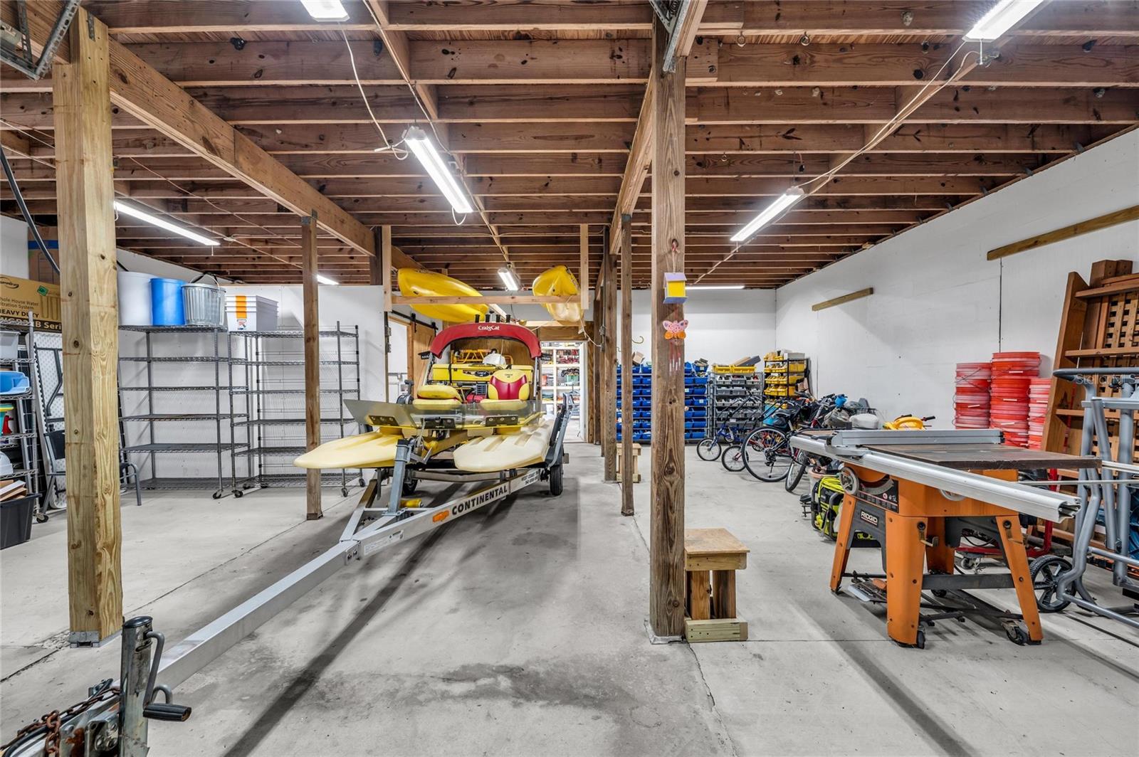 ENGLEWOOD FARM ACRES - Residential