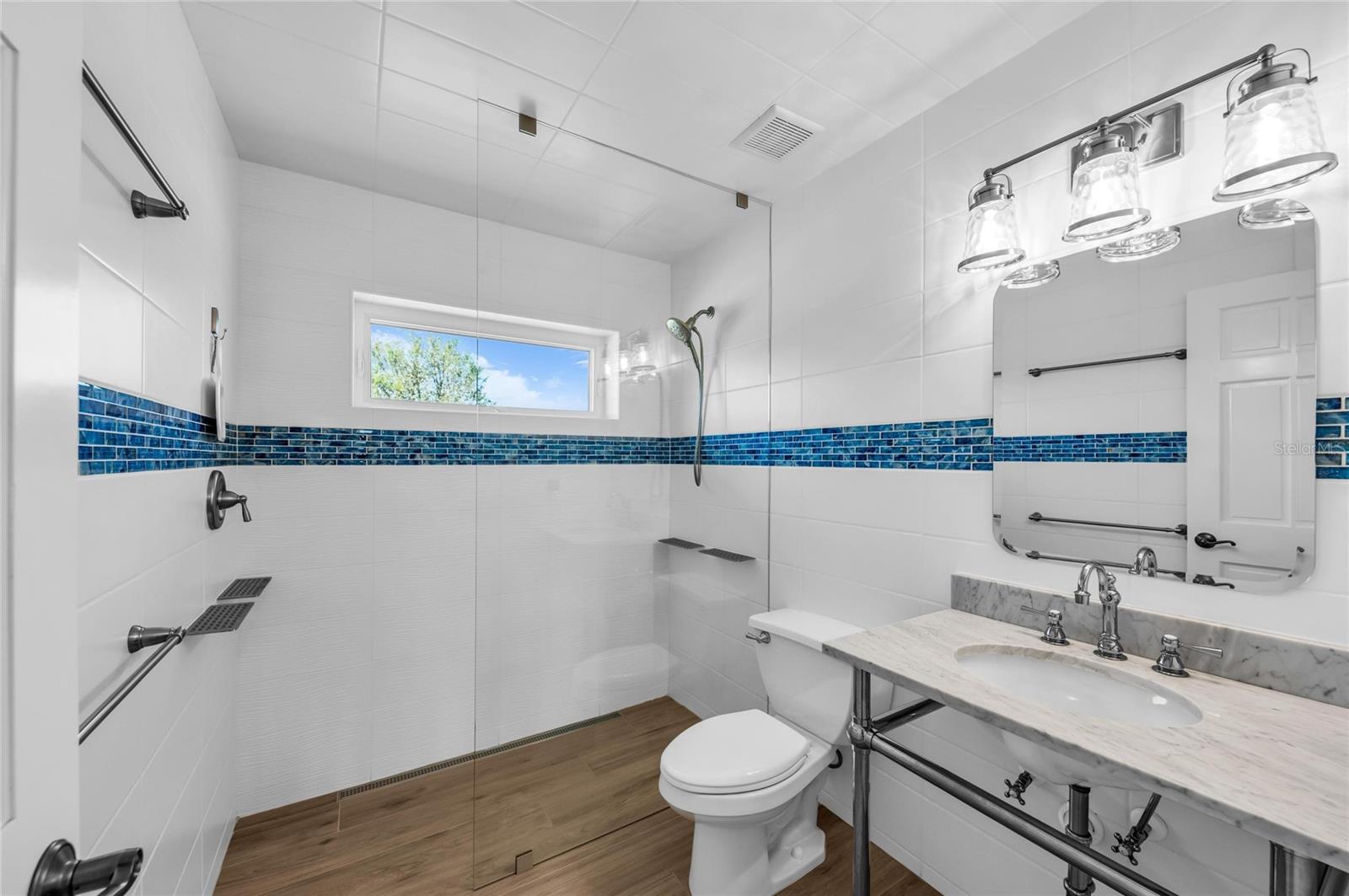 ENGLEWOOD FARM ACRES - Residential