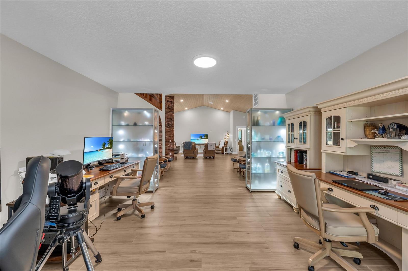 ENGLEWOOD FARM ACRES - Residential