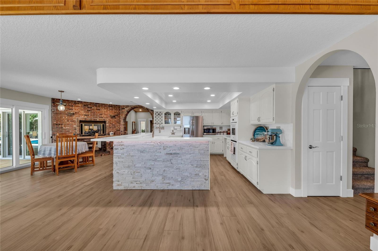 ENGLEWOOD FARM ACRES - Residential