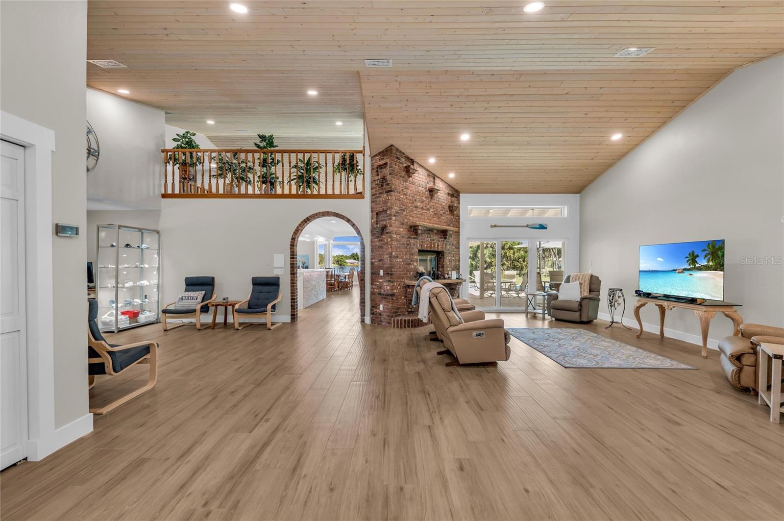 ENGLEWOOD FARM ACRES - Residential