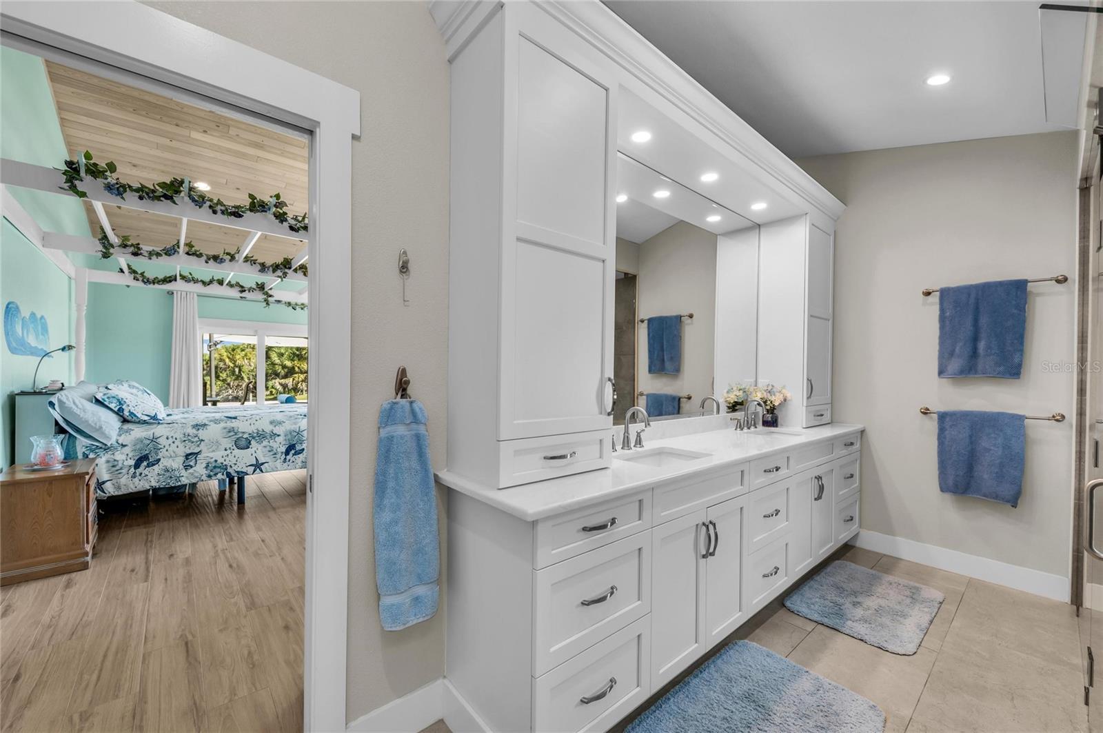 ENGLEWOOD FARM ACRES - Residential