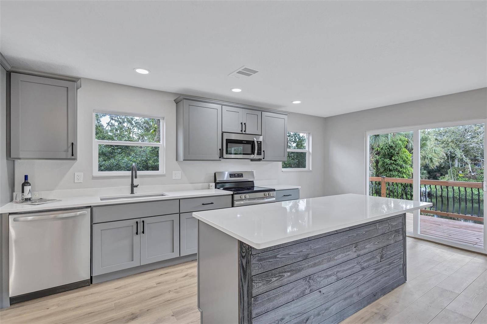 ALAFIA ESTATES UNIT A - Residential