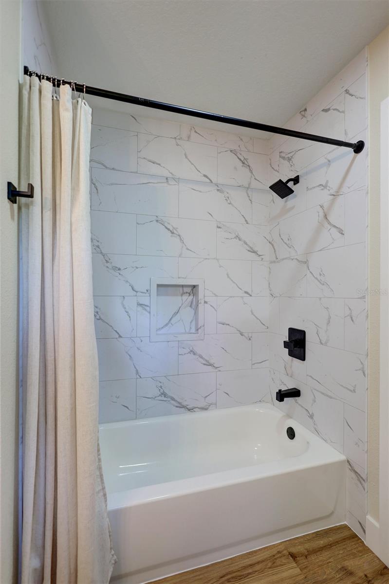 ALAFIA ESTATES UNIT A - Residential