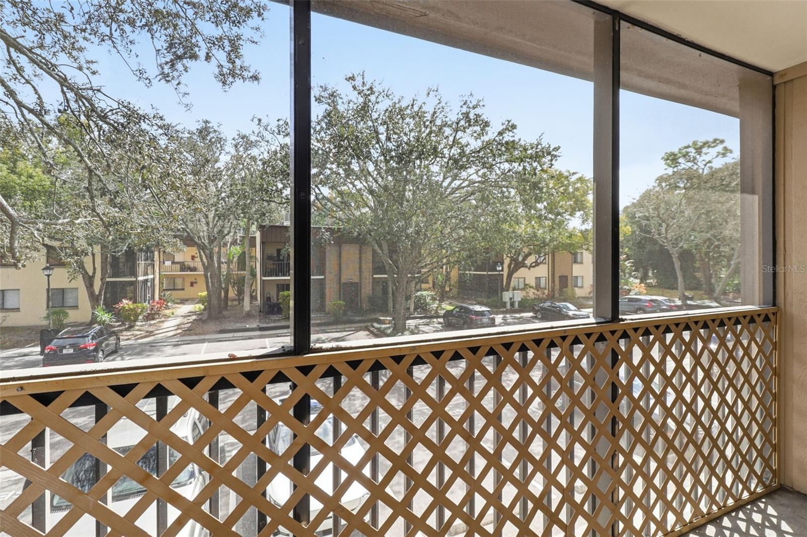 RAINTREE VILLAGE CONDO N - Residential