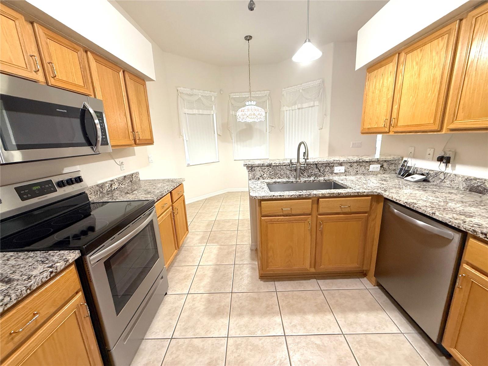 11204 CLEAR OAK CIRCLE