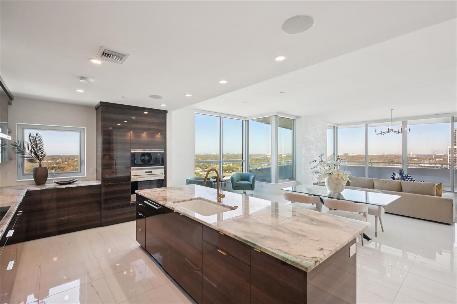 3401 BAYSHORE BOULEVARD 1704