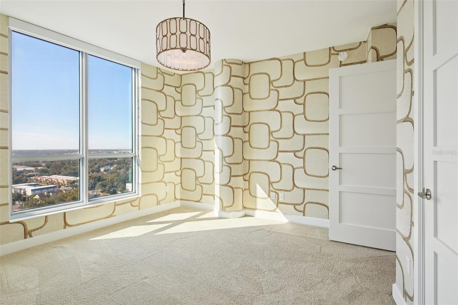 VIRAGE BAYSHORE - Residential