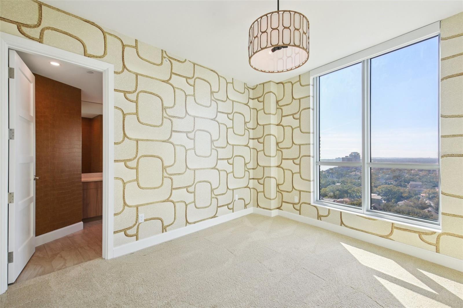 VIRAGE BAYSHORE - Residential