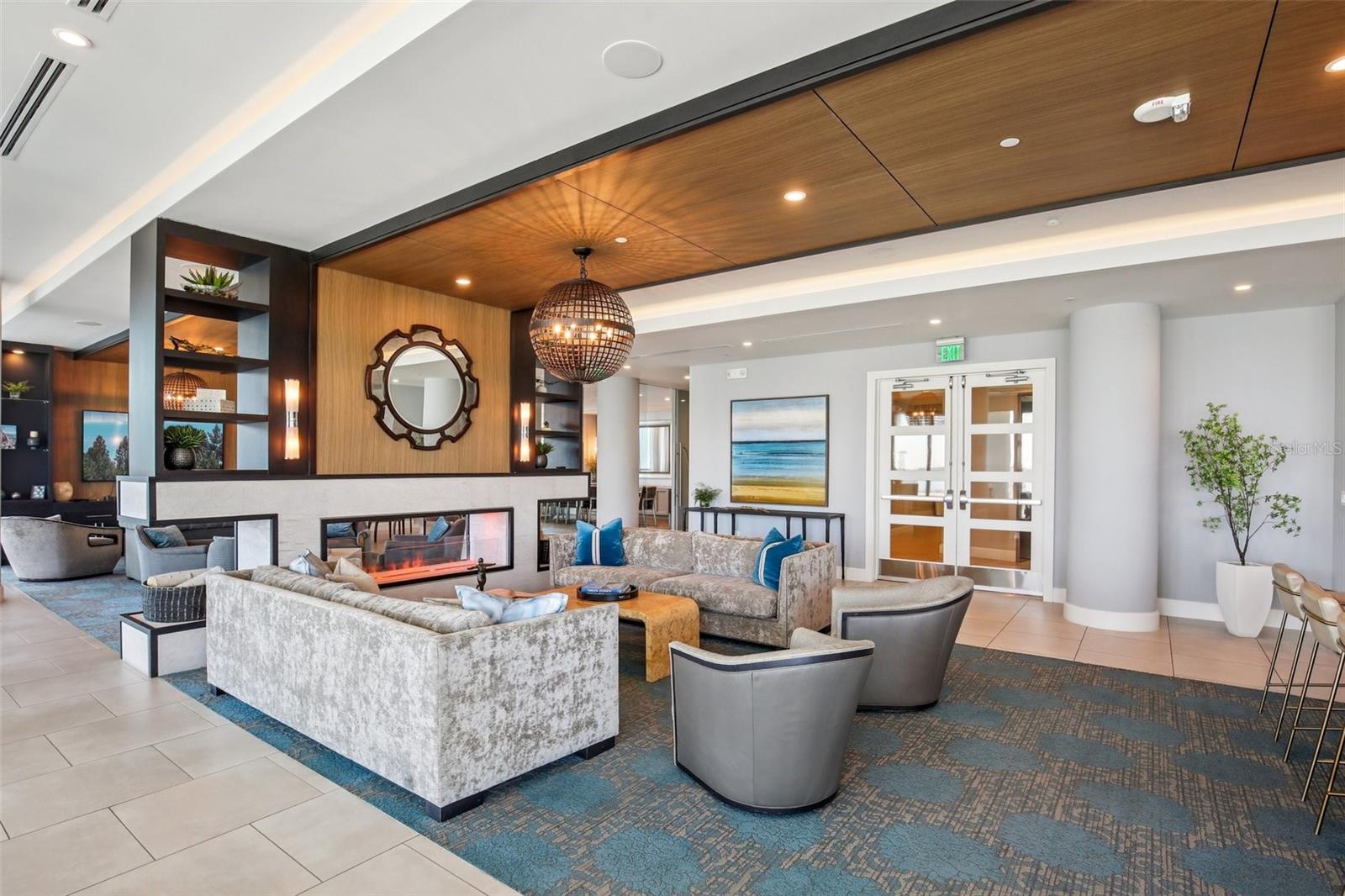 VIRAGE BAYSHORE - Residential