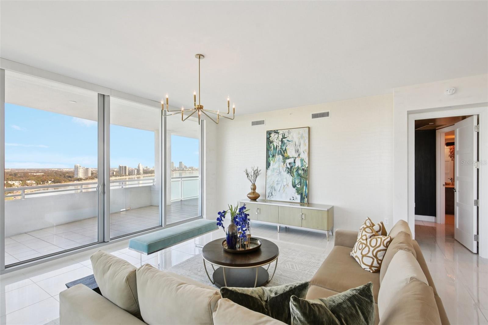 VIRAGE BAYSHORE - Residential