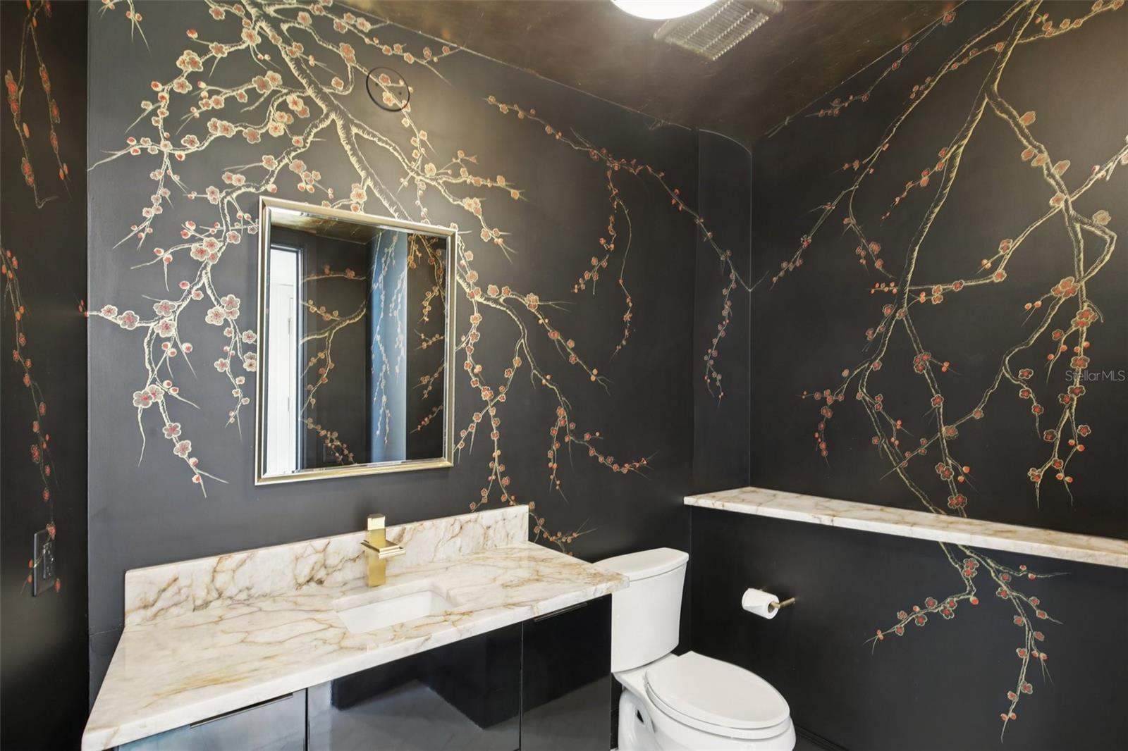 VIRAGE BAYSHORE - Residential