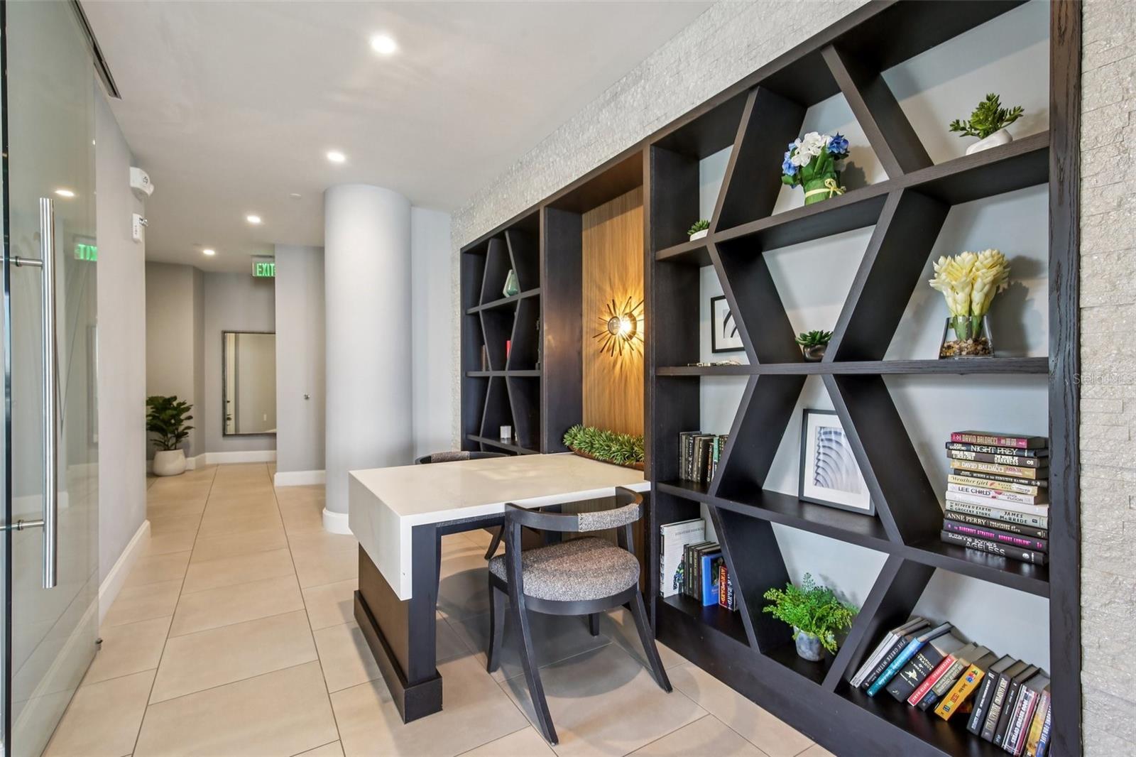 VIRAGE BAYSHORE - Residential