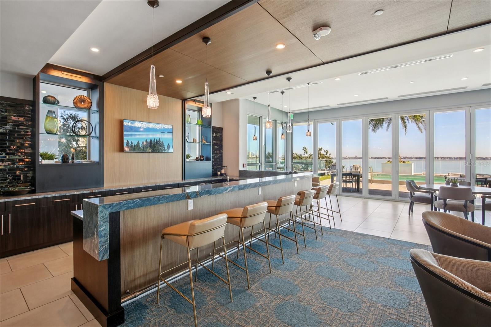 VIRAGE BAYSHORE - Residential