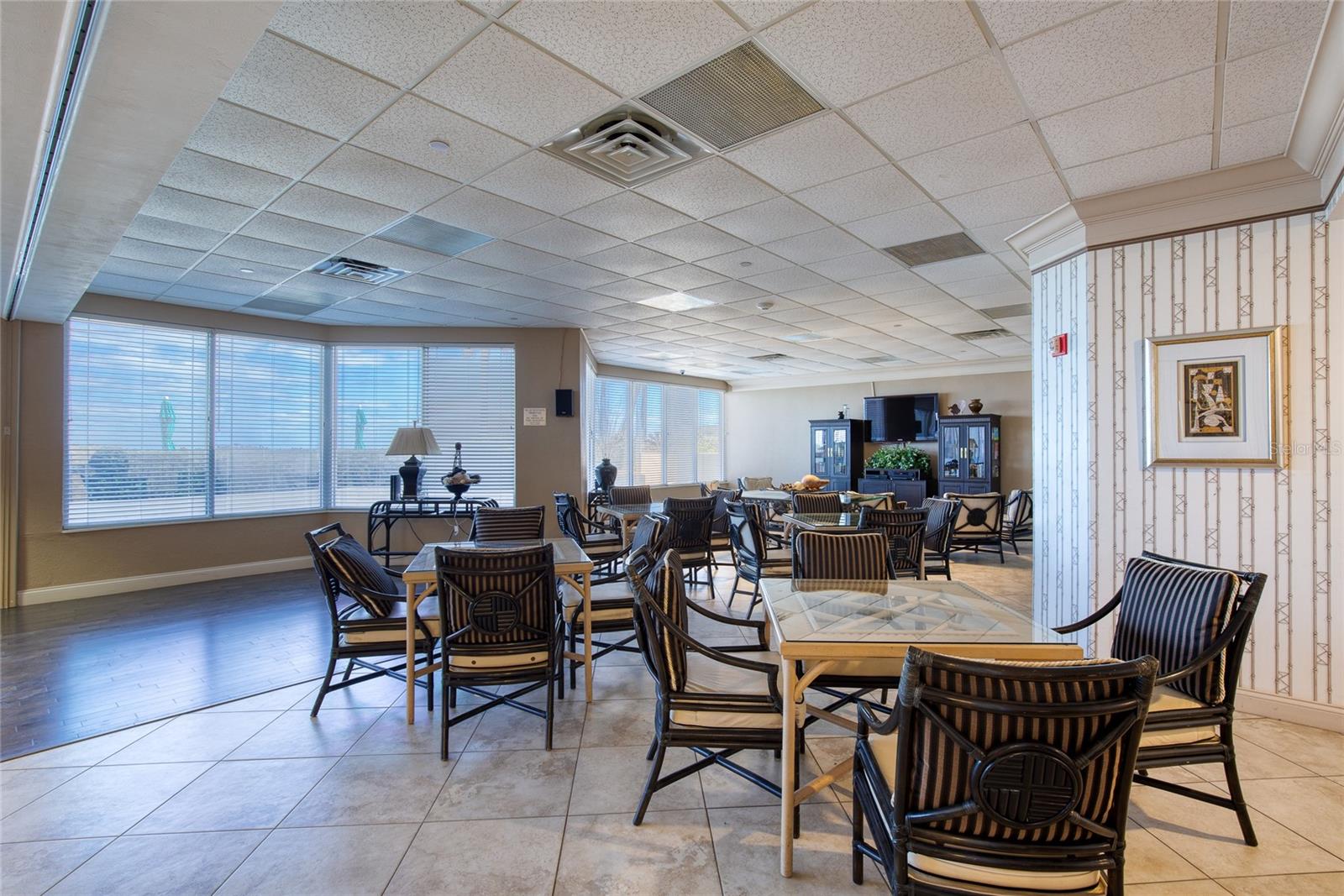 OCEANS 08 - Residential