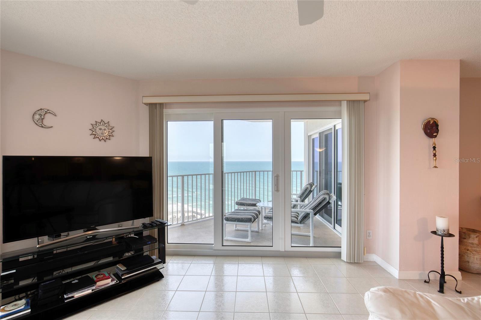 OCEANS 08 - Residential