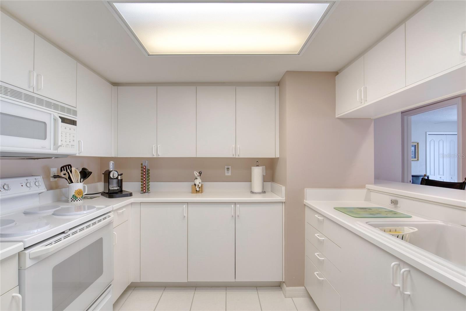 OCEANS 08 - Residential