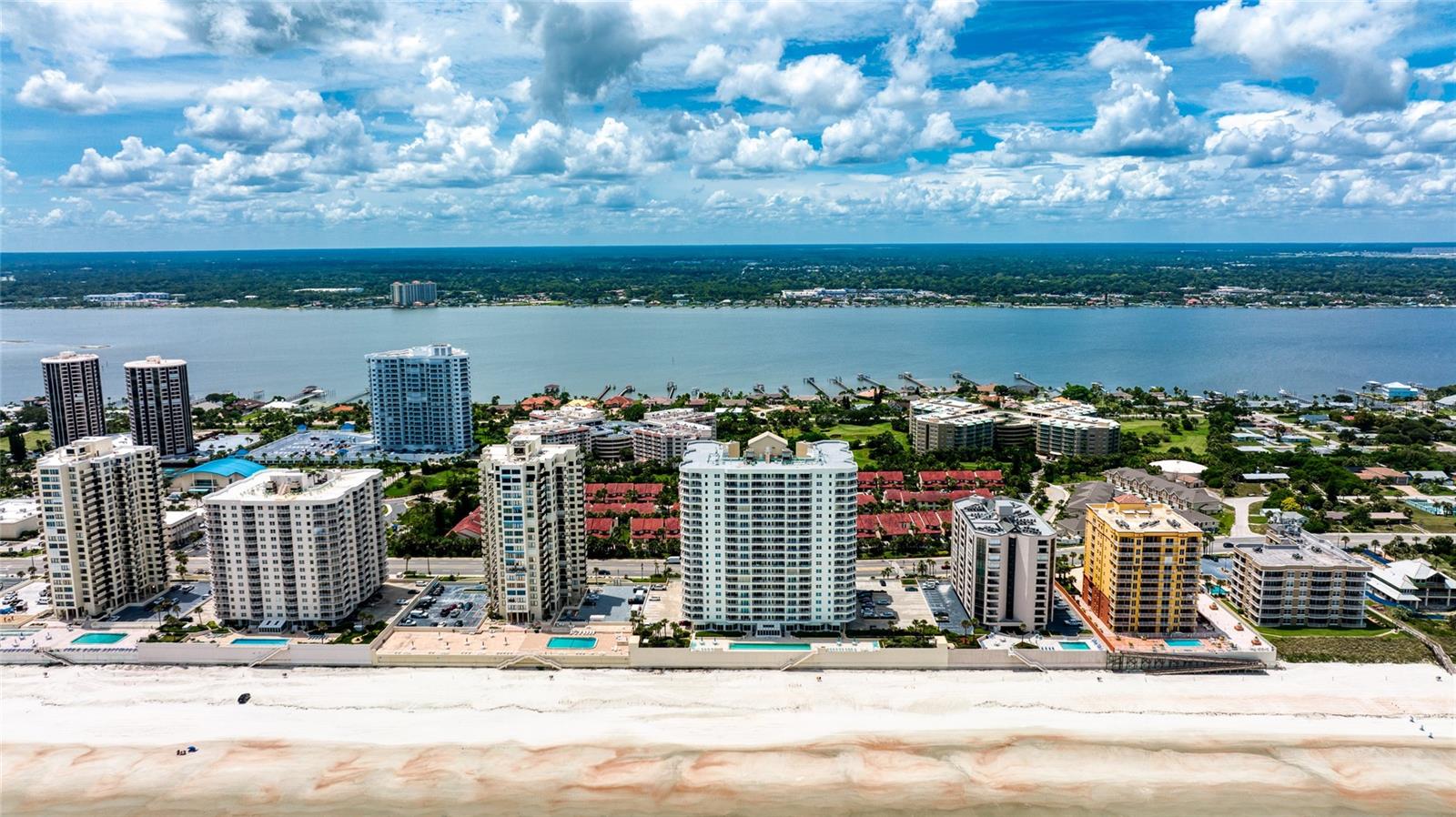 OCEANS 08 - Residential