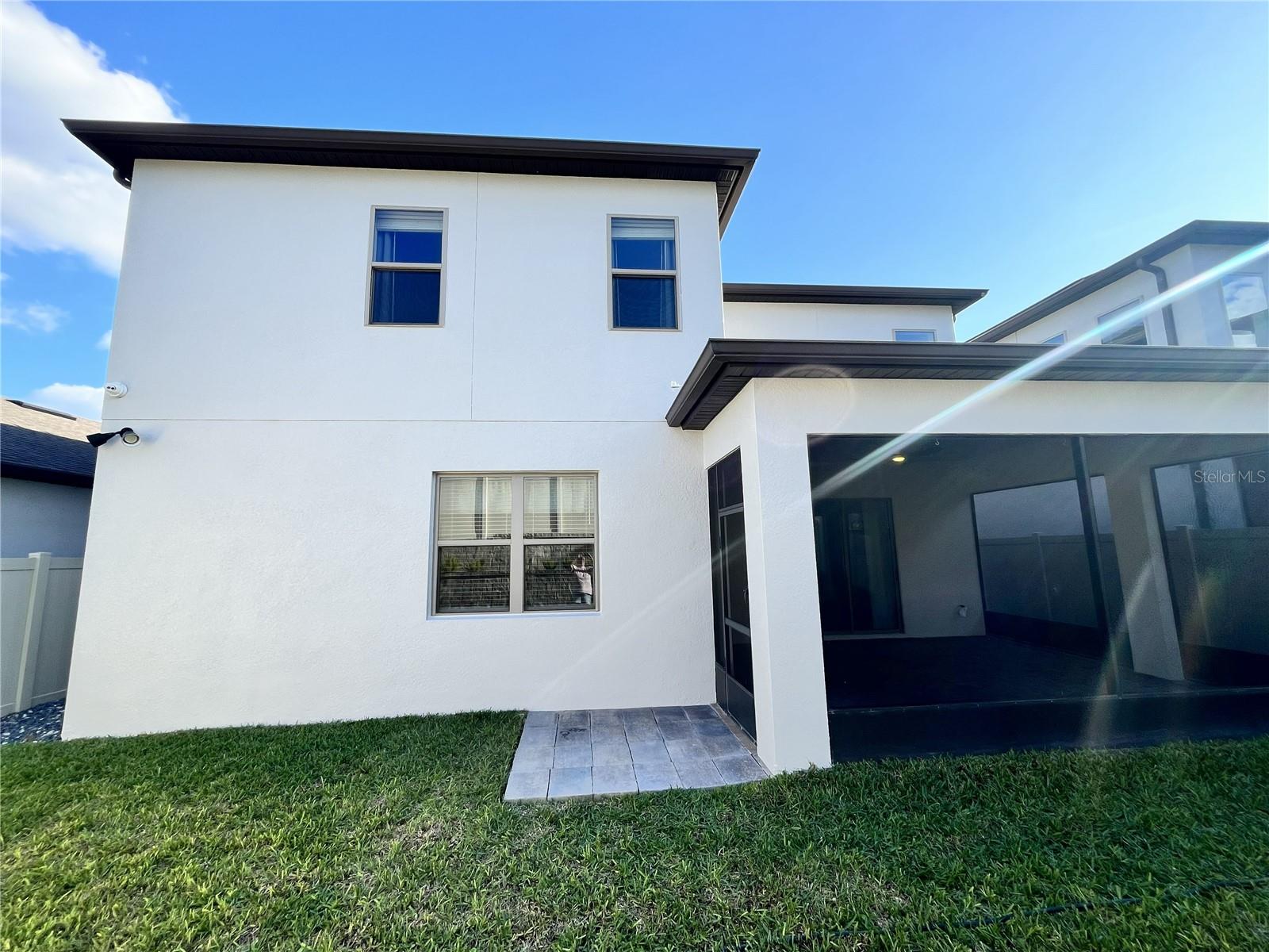 LAKE EMMA SOUND - Residential