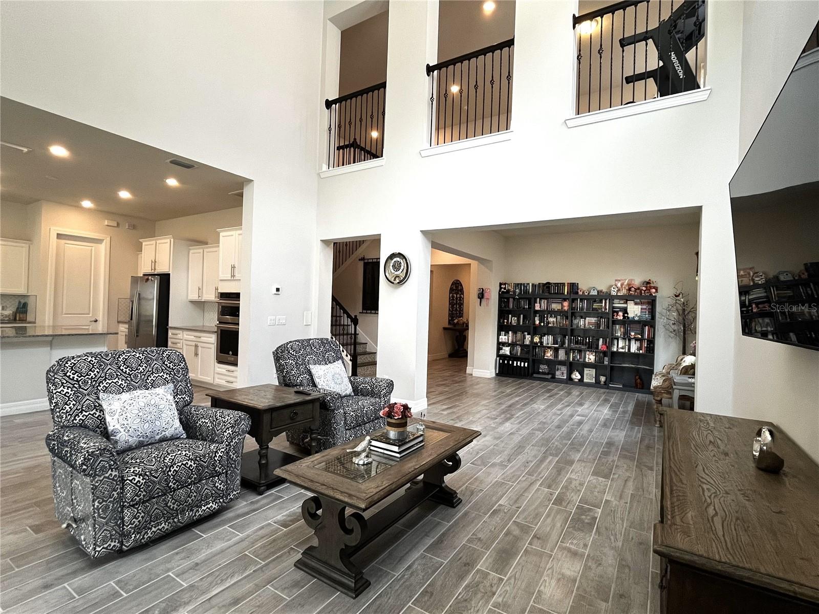 LAKE EMMA SOUND - Residential