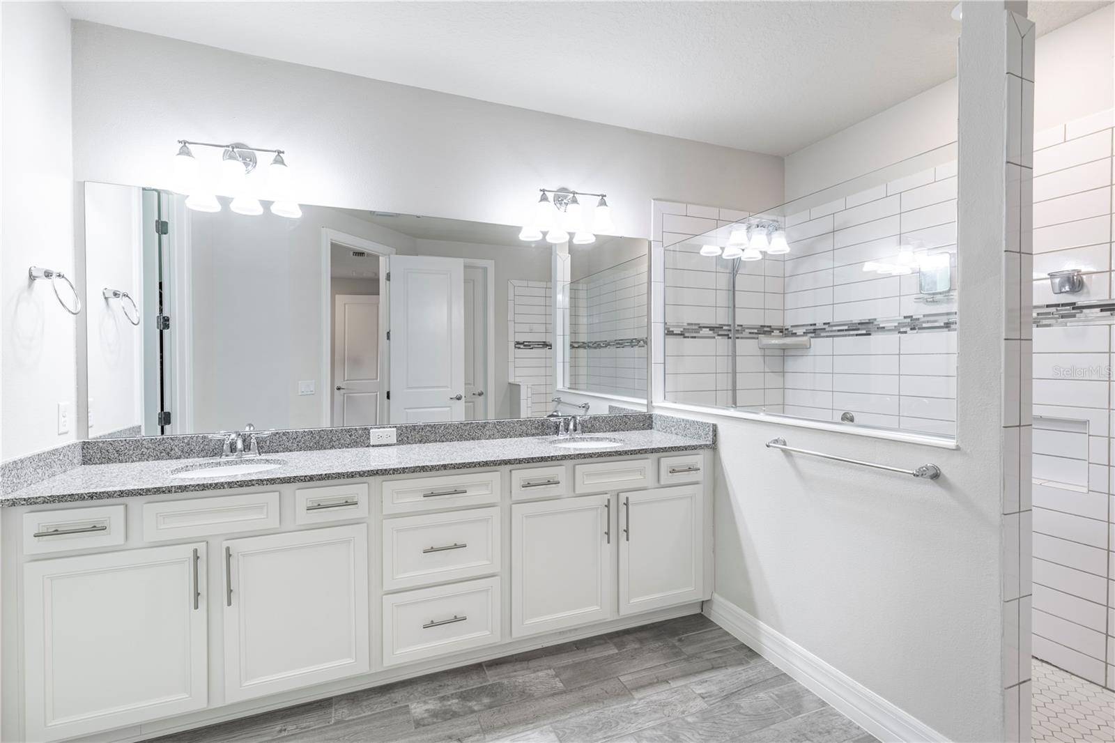 LAKE EMMA SOUND - Residential