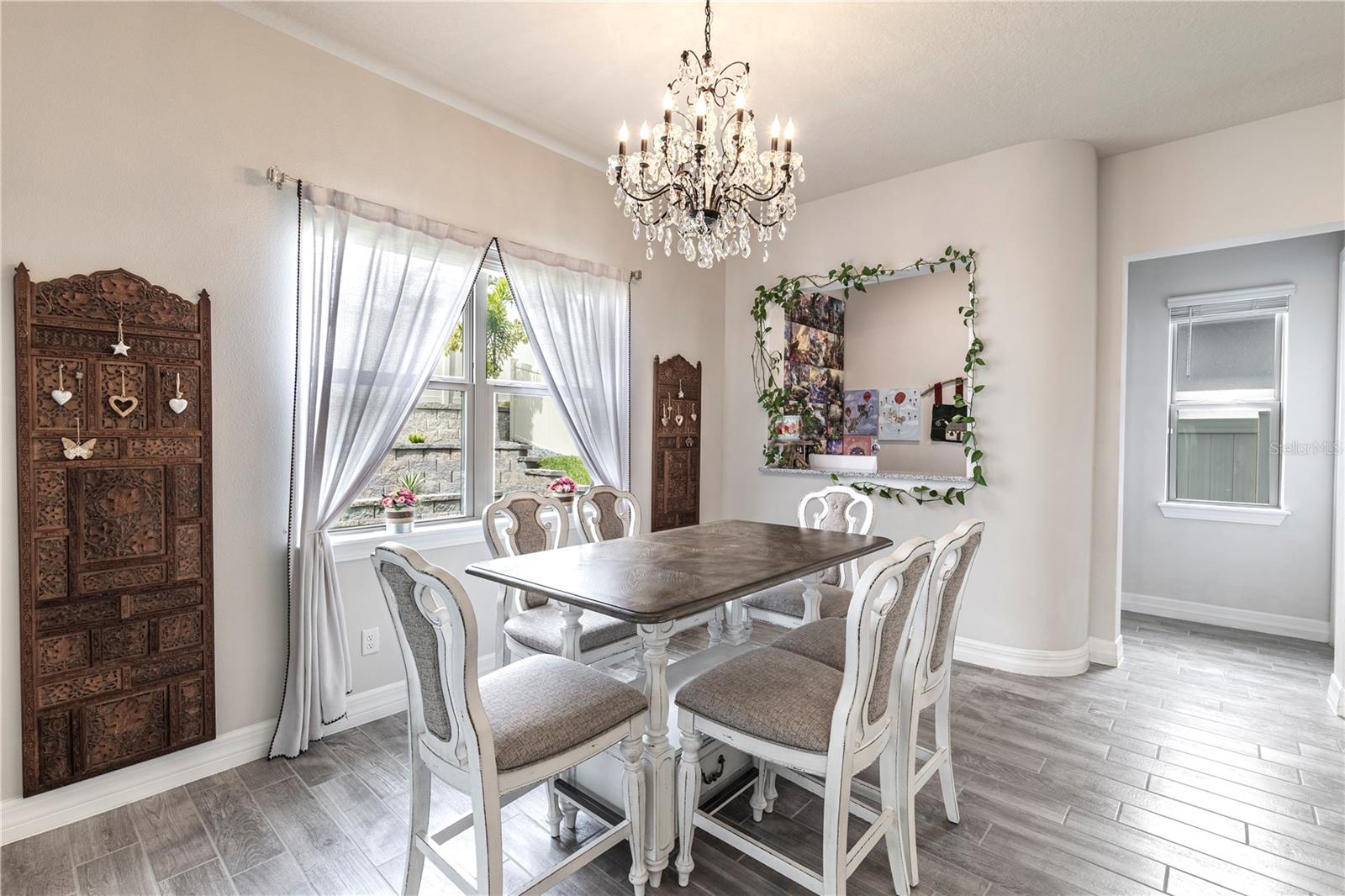 LAKE EMMA SOUND - Residential