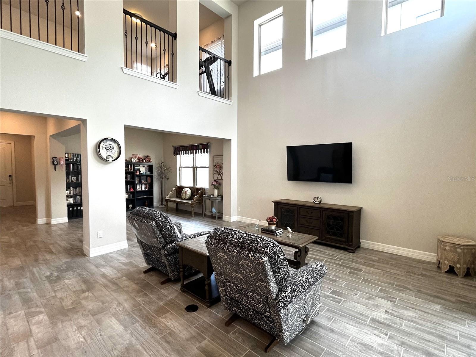 LAKE EMMA SOUND - Residential