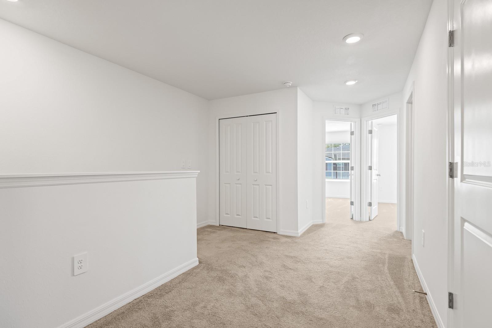 SOUTH SHORE POINTE - Residential Lease